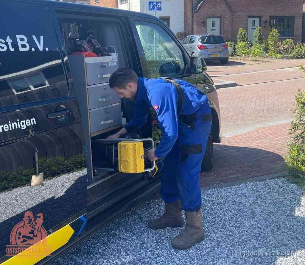Bespaartips riool ontstoppen in Leiden